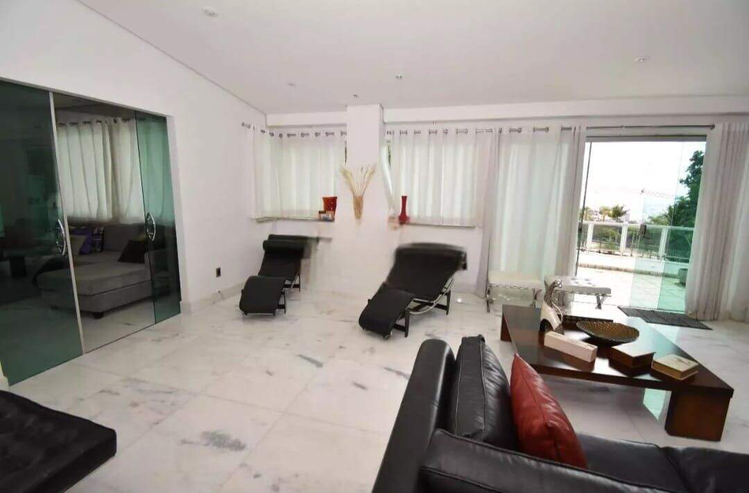 Casa à venda no Mangabeiras: 