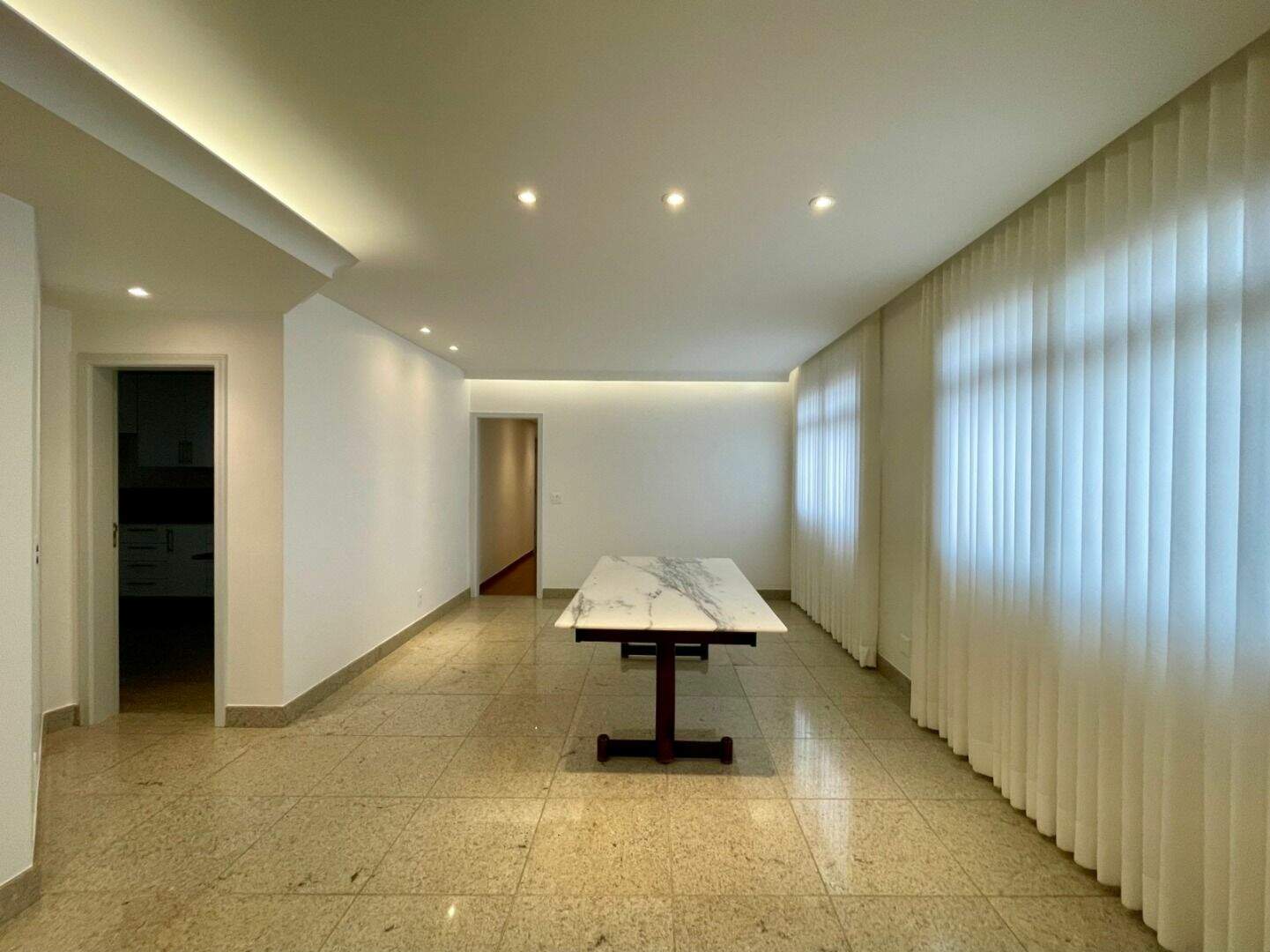 Apartamento à venda no Gutierrez: 