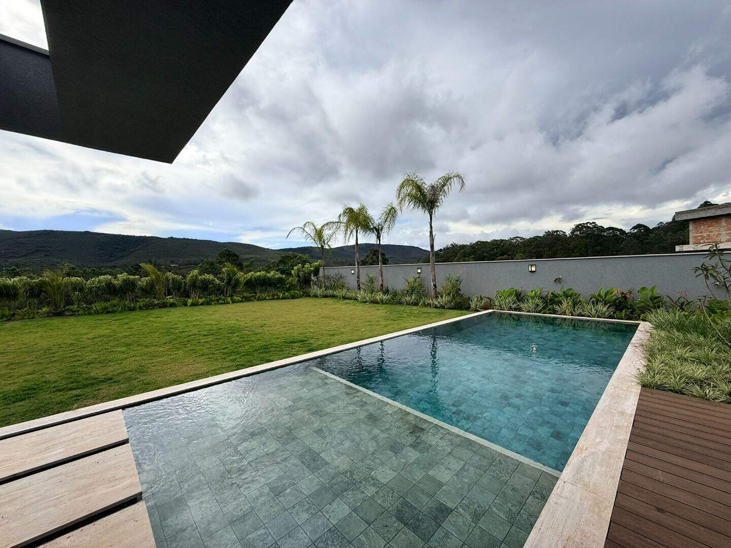 Casa à venda no Alphaville - Lagoa dos Ingleses: 