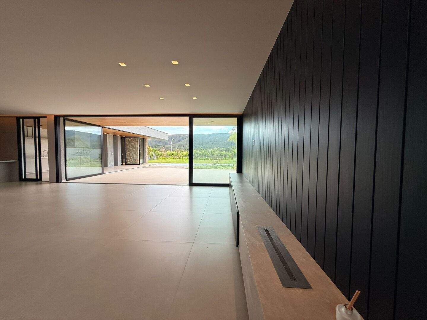 Casa à venda no Alphaville - Lagoa dos Ingleses: 