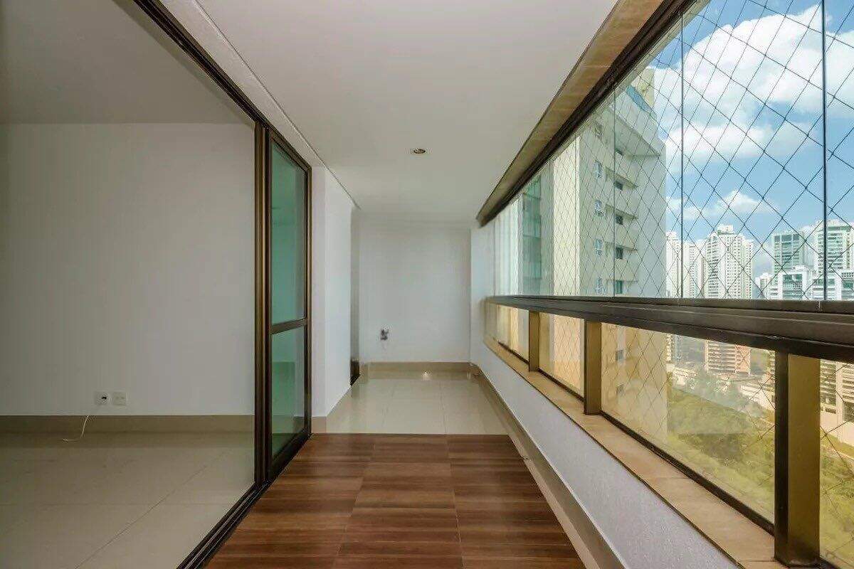 Apartamento à venda no Vila da Serra: 