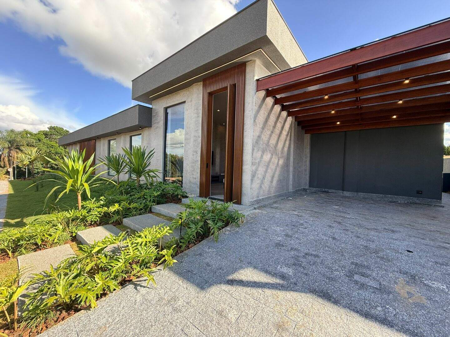 Casa à venda no Jardim Canada: 