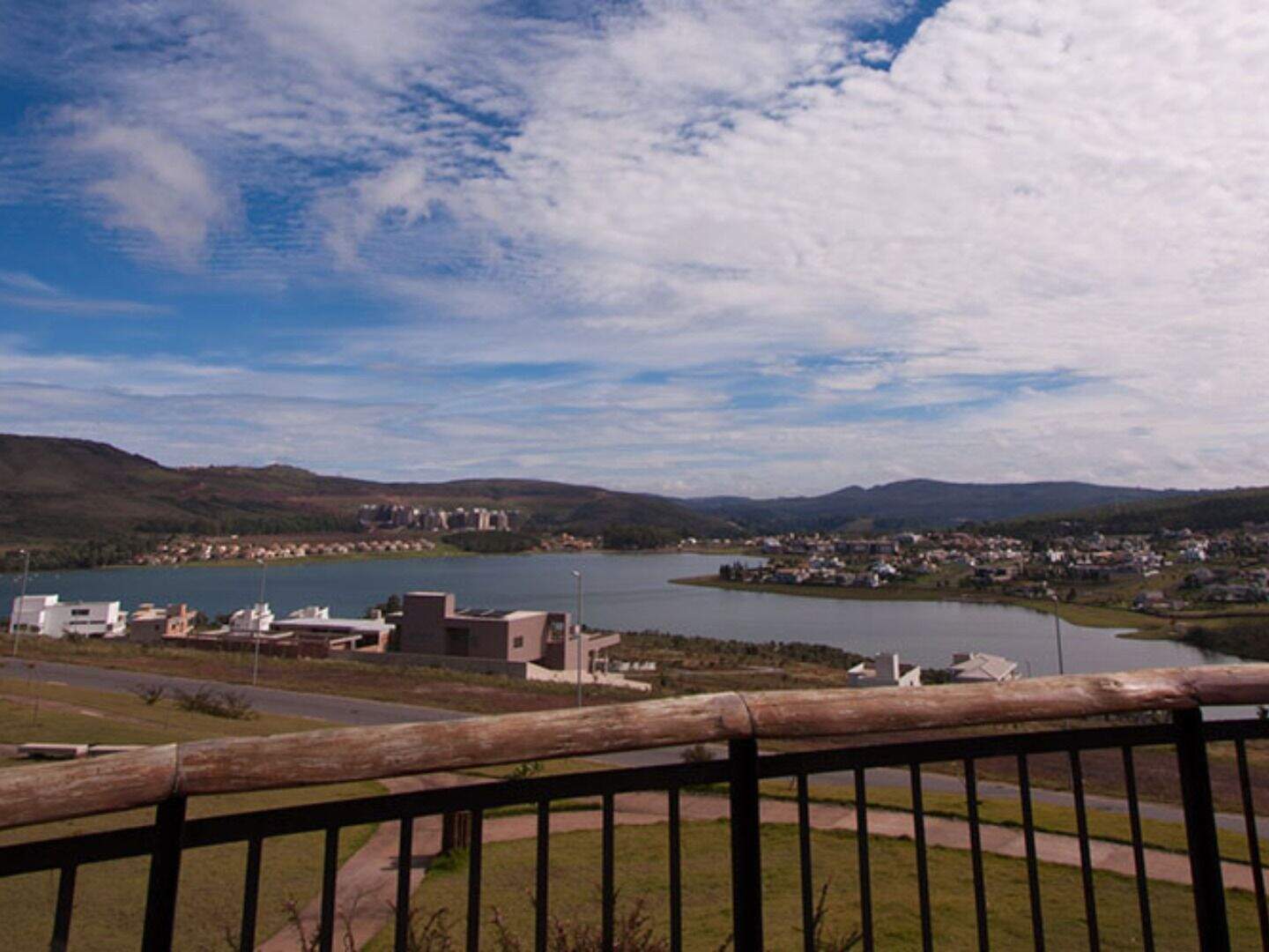 Terreno à venda no Alphaville - Lagoa dos Ingleses: 