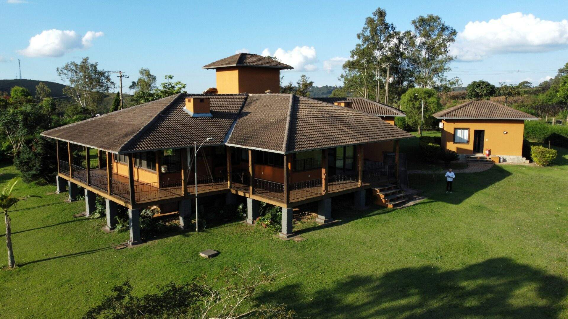 Casa à venda no Alphaville - Lagoa dos Ingleses: 