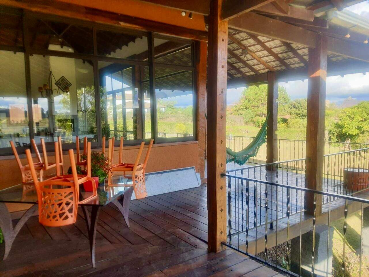 Casa à venda no Alphaville - Lagoa dos Ingleses: 