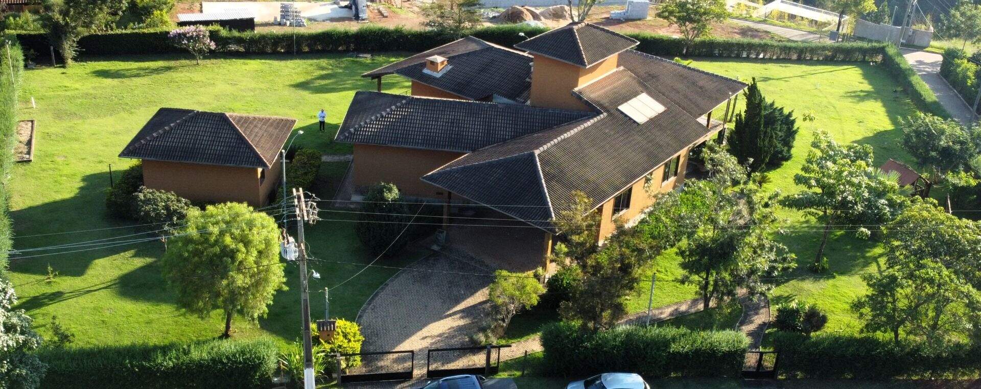 Casa à venda no Alphaville - Lagoa dos Ingleses: 