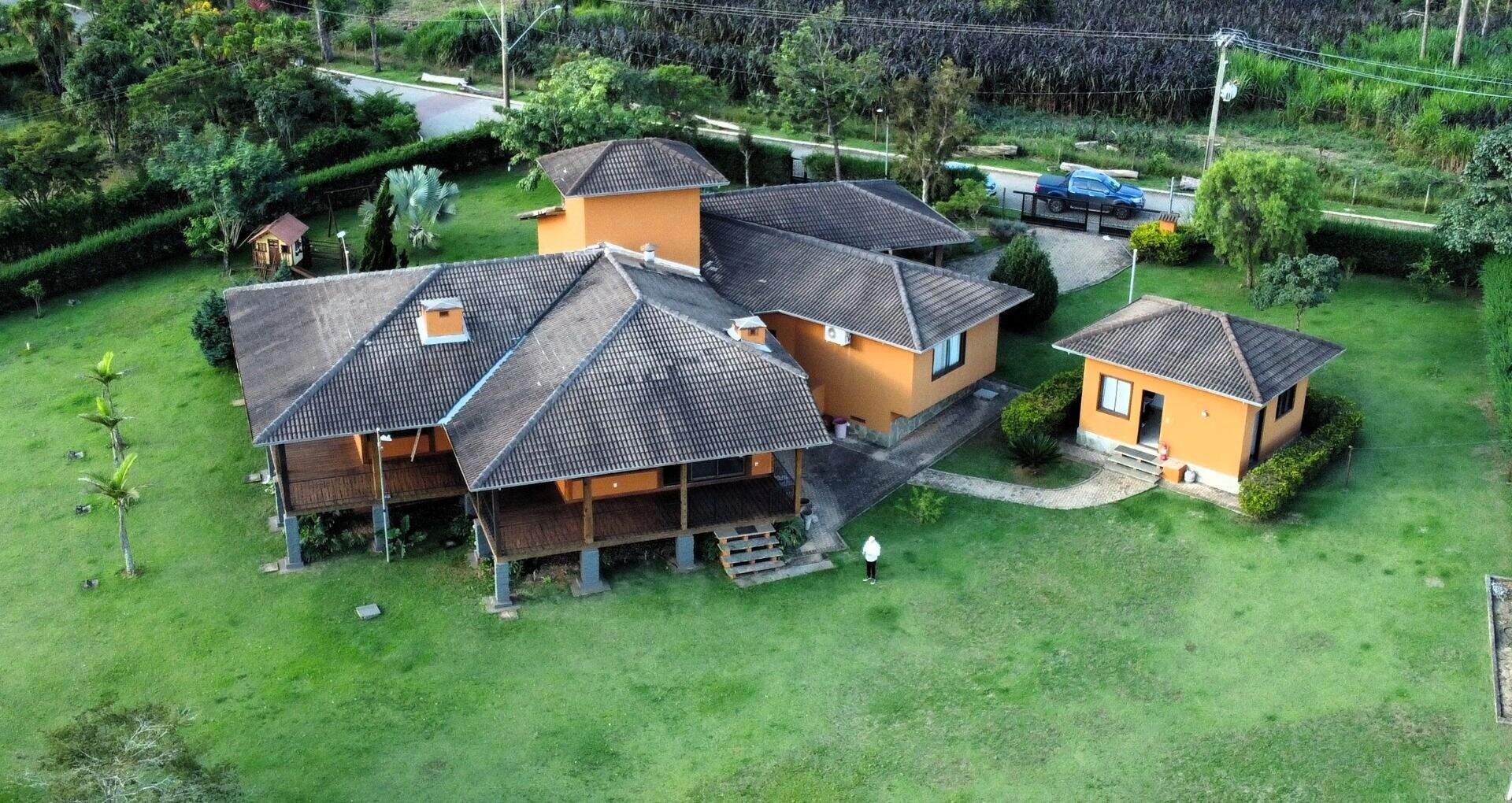Casa à venda no Alphaville - Lagoa dos Ingleses: 