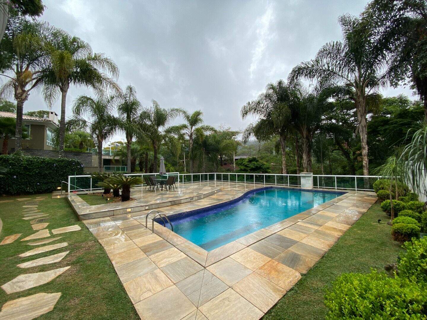 Casa para aluguel no Vila Del Rey: 