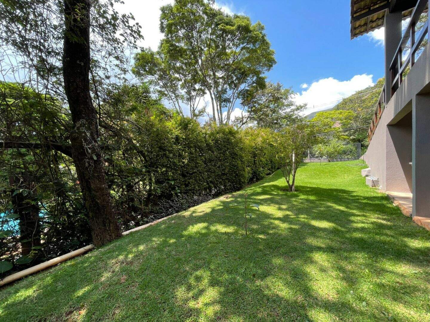 Casa à venda no Condomínio Retiro do Chalé: 