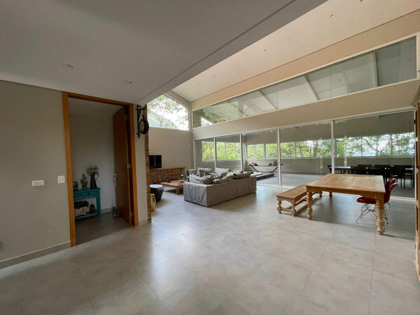 Casa à venda no Condomínio Retiro do Chalé: 