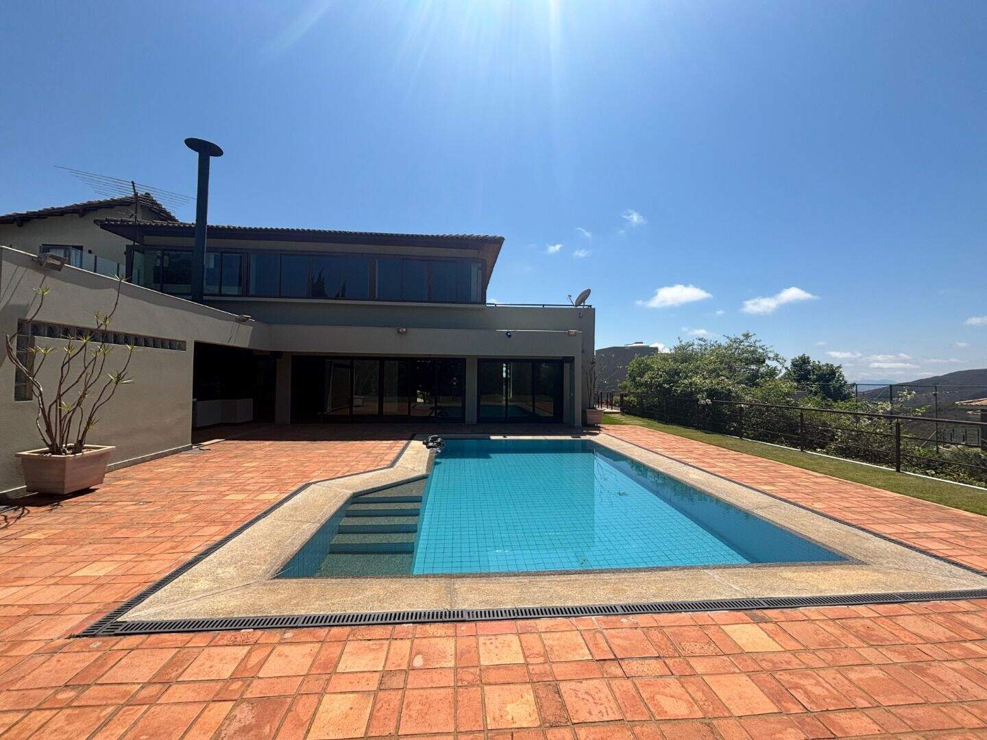 Casa para aluguel no Condomínio Serra dos Manacas: 