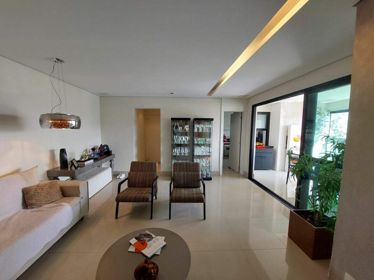 Apartamento para aluguel no Vila da Serra: 