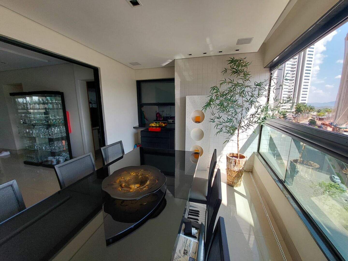 Apartamento para aluguel no Vila da Serra: 