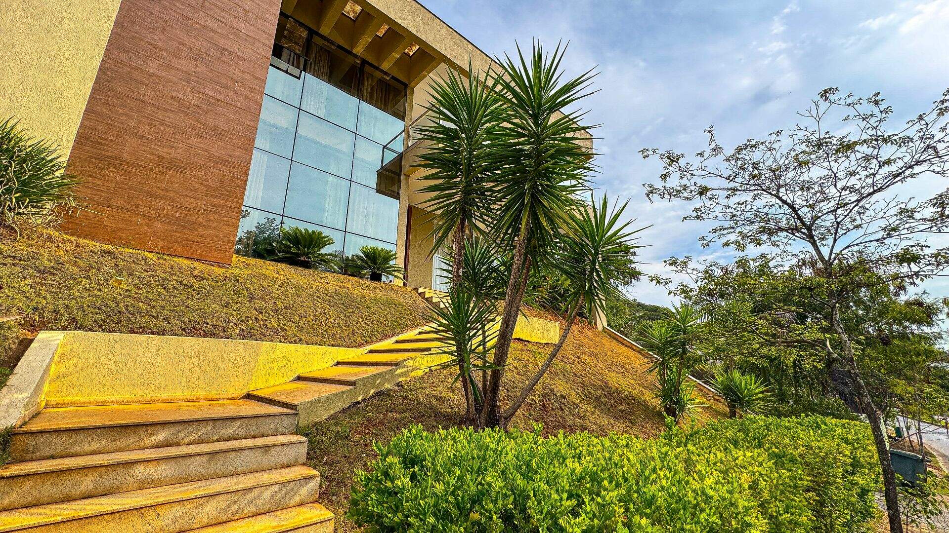 Casa para aluguel no Quintas do Sol: 