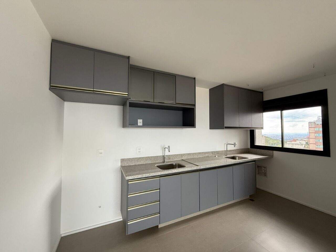 Apartamento para aluguel no Vila da Serra: 