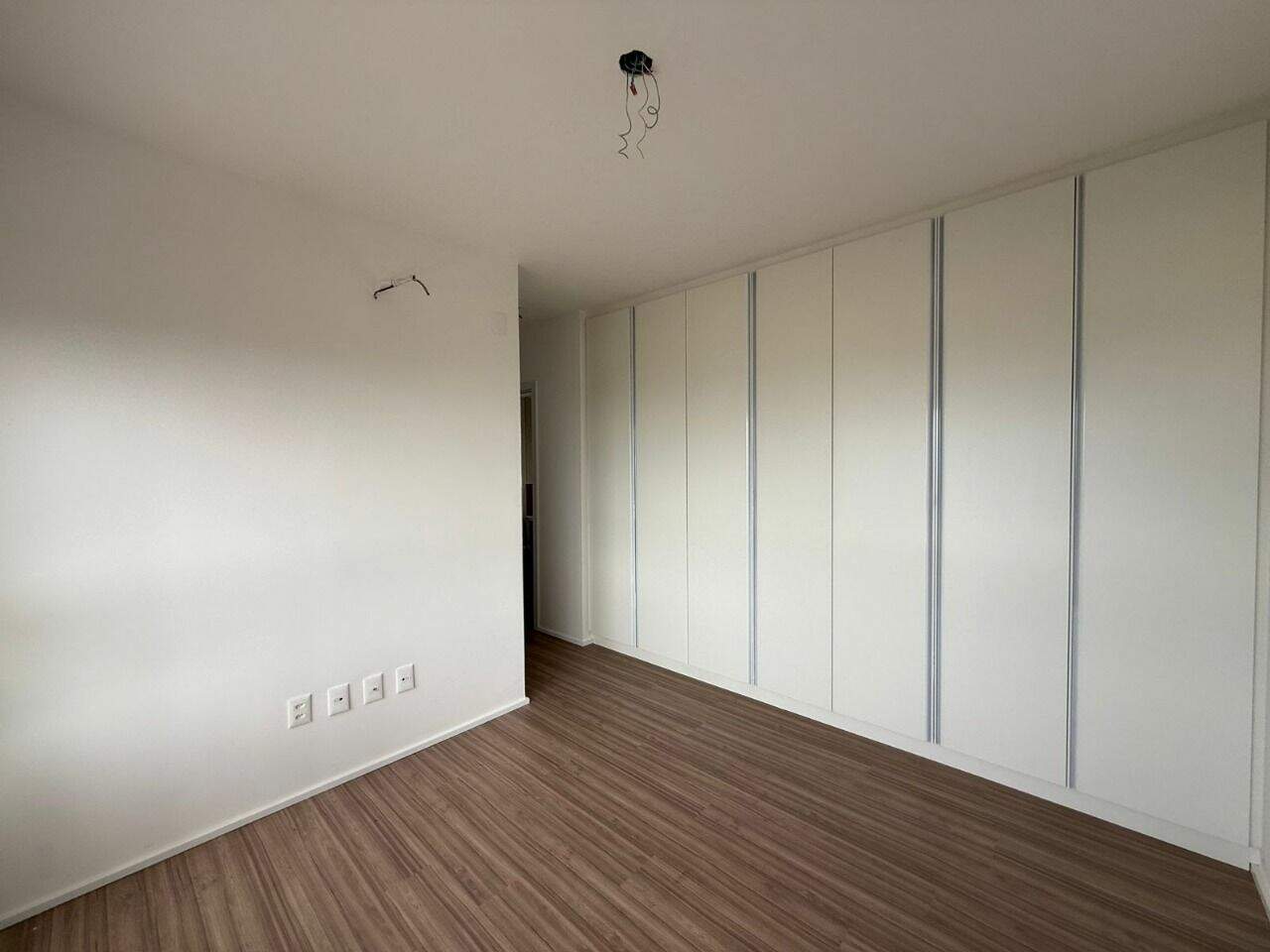 Apartamento para aluguel no Vila da Serra: 