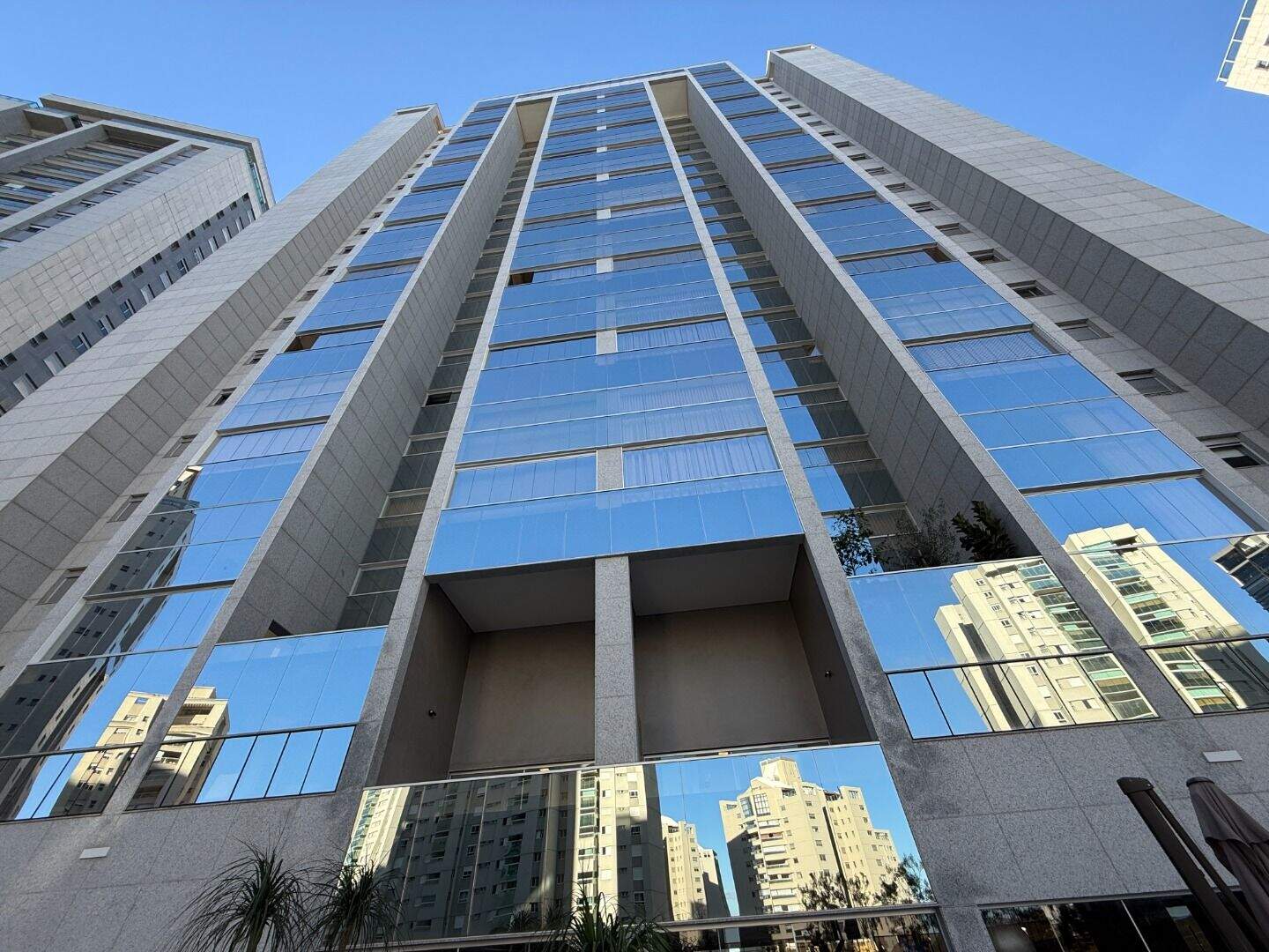 Apartamento para aluguel no Vila da Serra: 