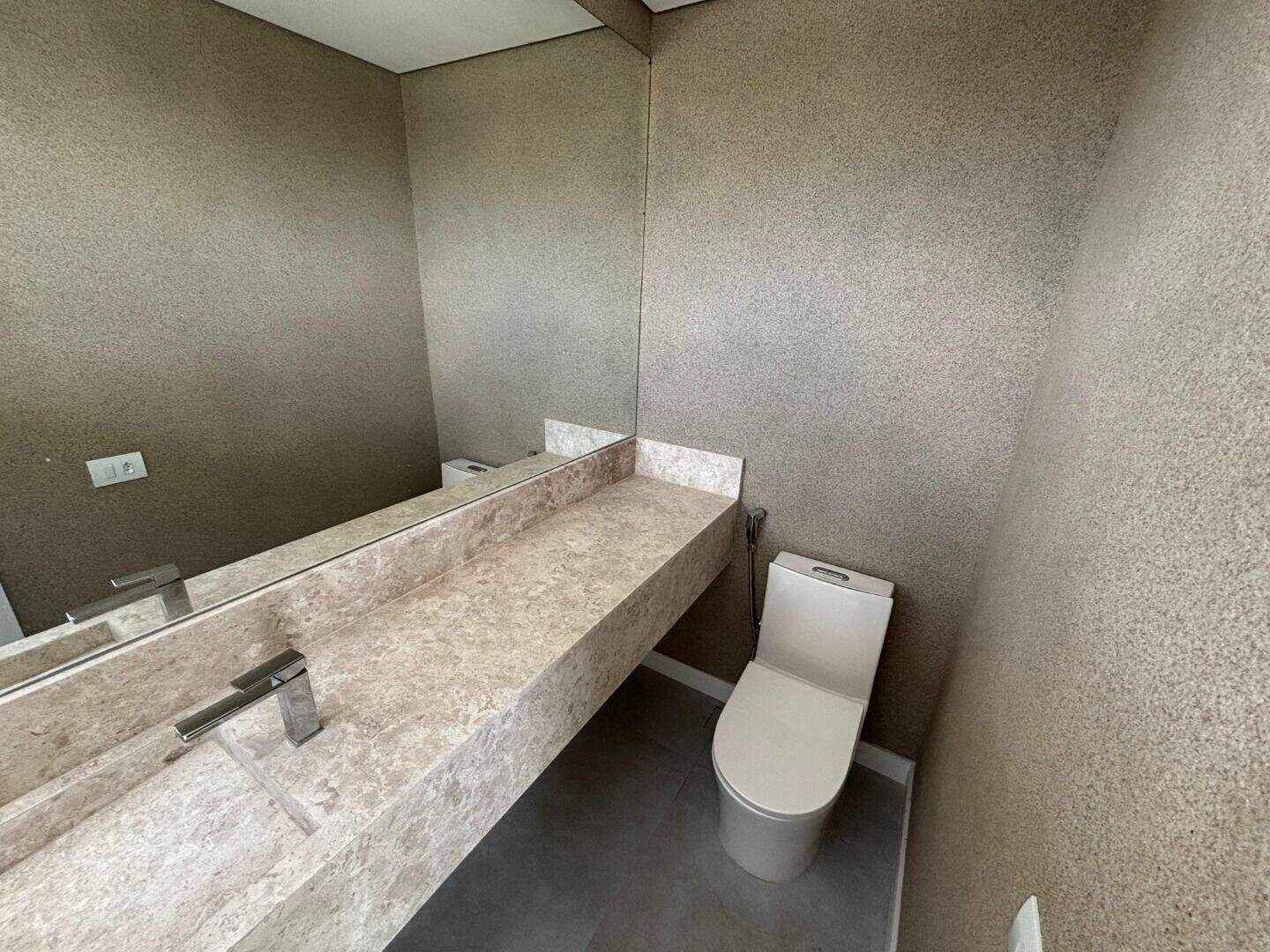 Casa para aluguel no Alphaville - Lagoa dos Ingleses: 