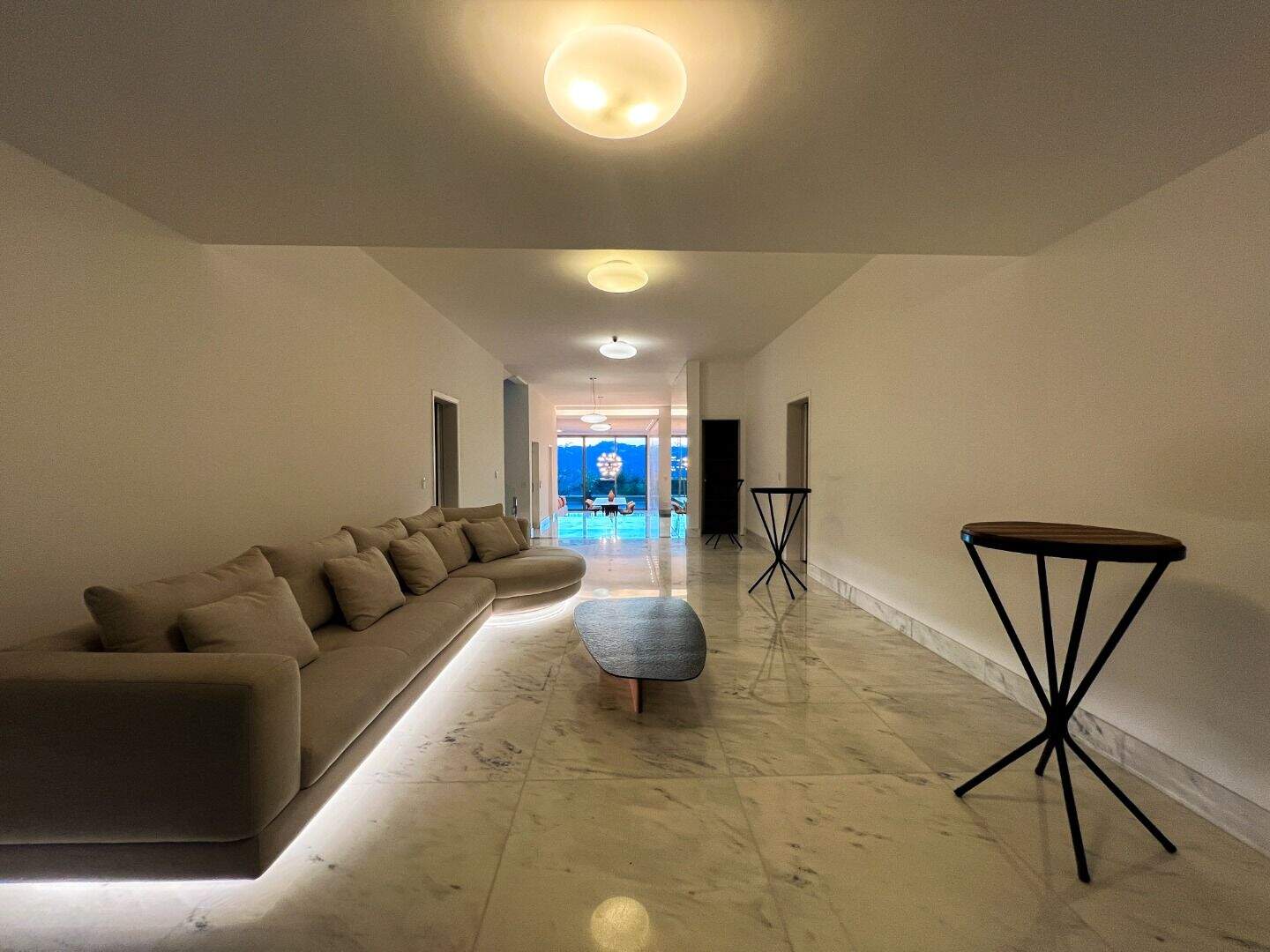 Casa para aluguel no Vila Castelo: 