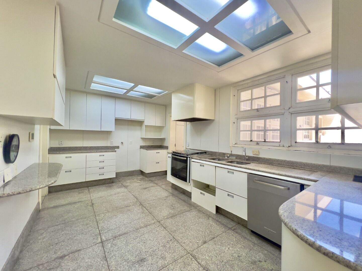 Casa para aluguel no Belvedere: 