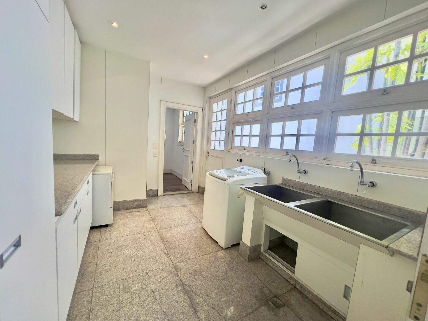 Casa para aluguel no Belvedere: 