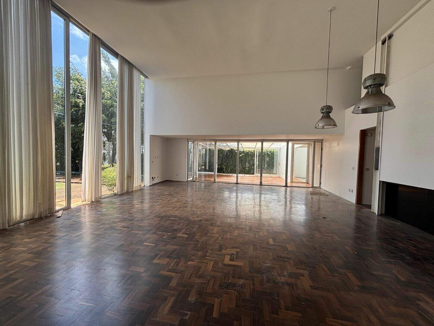 Casa para aluguel no Condomínio Serra dos Manacas: 