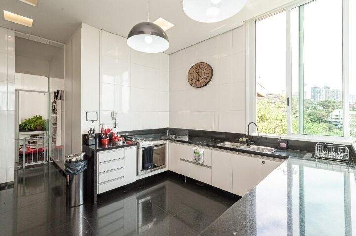 Casa para aluguel no Conde: Casa de Alto Padrão no Condomínio Conde ? 450m² | 4 Quartos | Vista pa