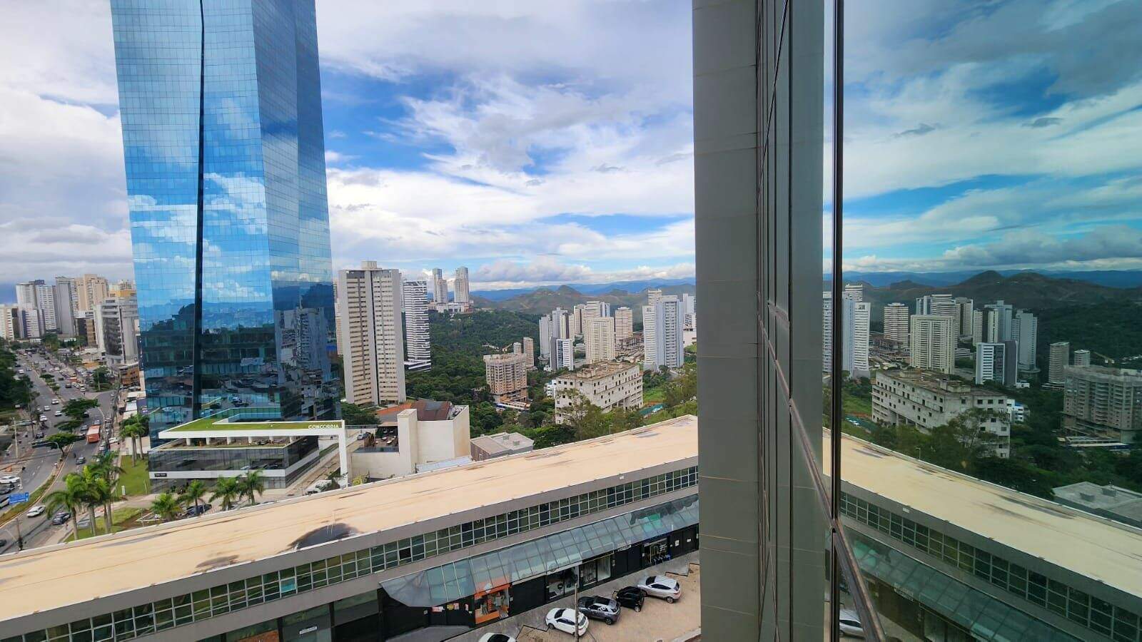 Sala para aluguel no Vila da Serra: 