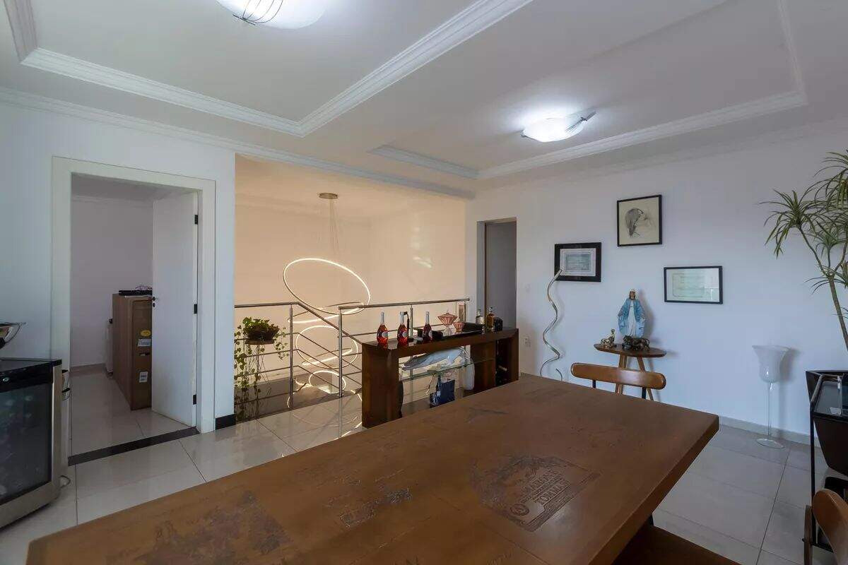 Casa para aluguel no Paquetá: 