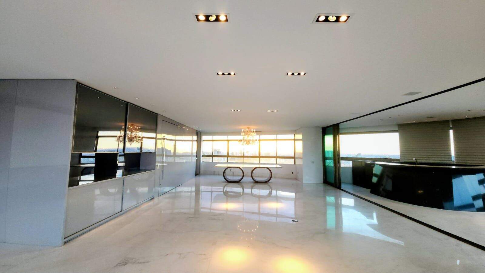 Apartamento à venda no Santa Lúcia: 