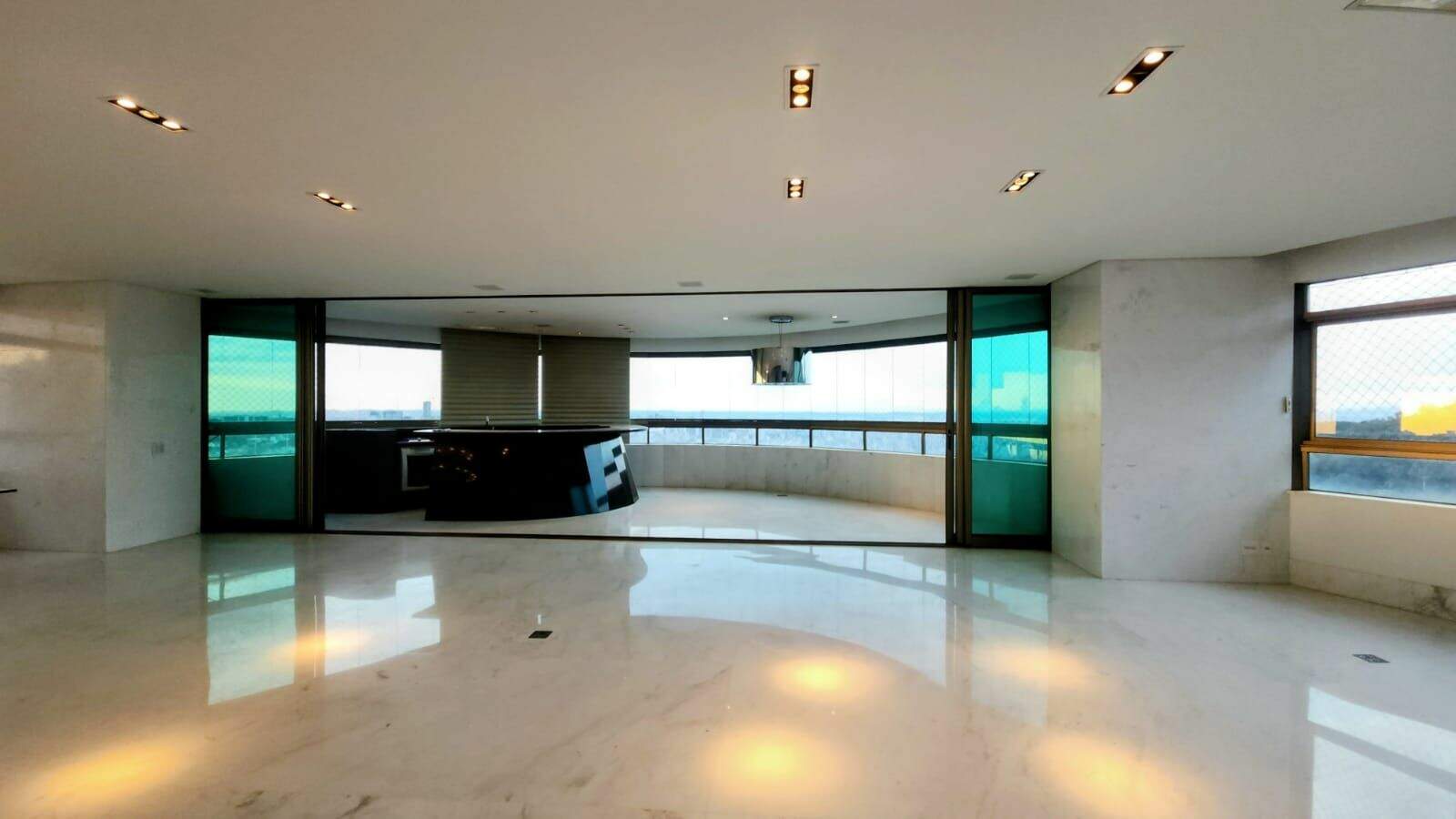 Apartamento à venda no Santa Lúcia: 