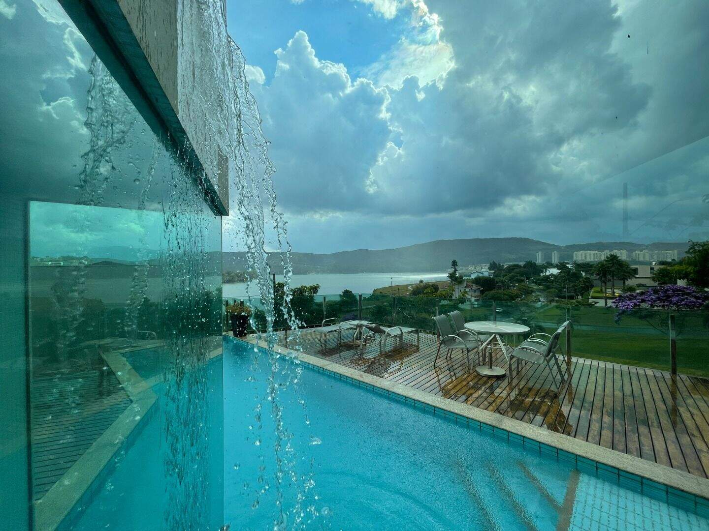 Casa à venda no Alphaville - Lagoa dos Ingleses: 