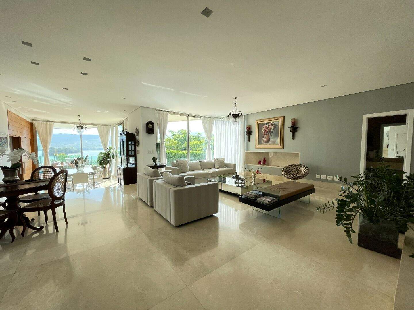 Casa à venda no Alphaville - Lagoa dos Ingleses: 