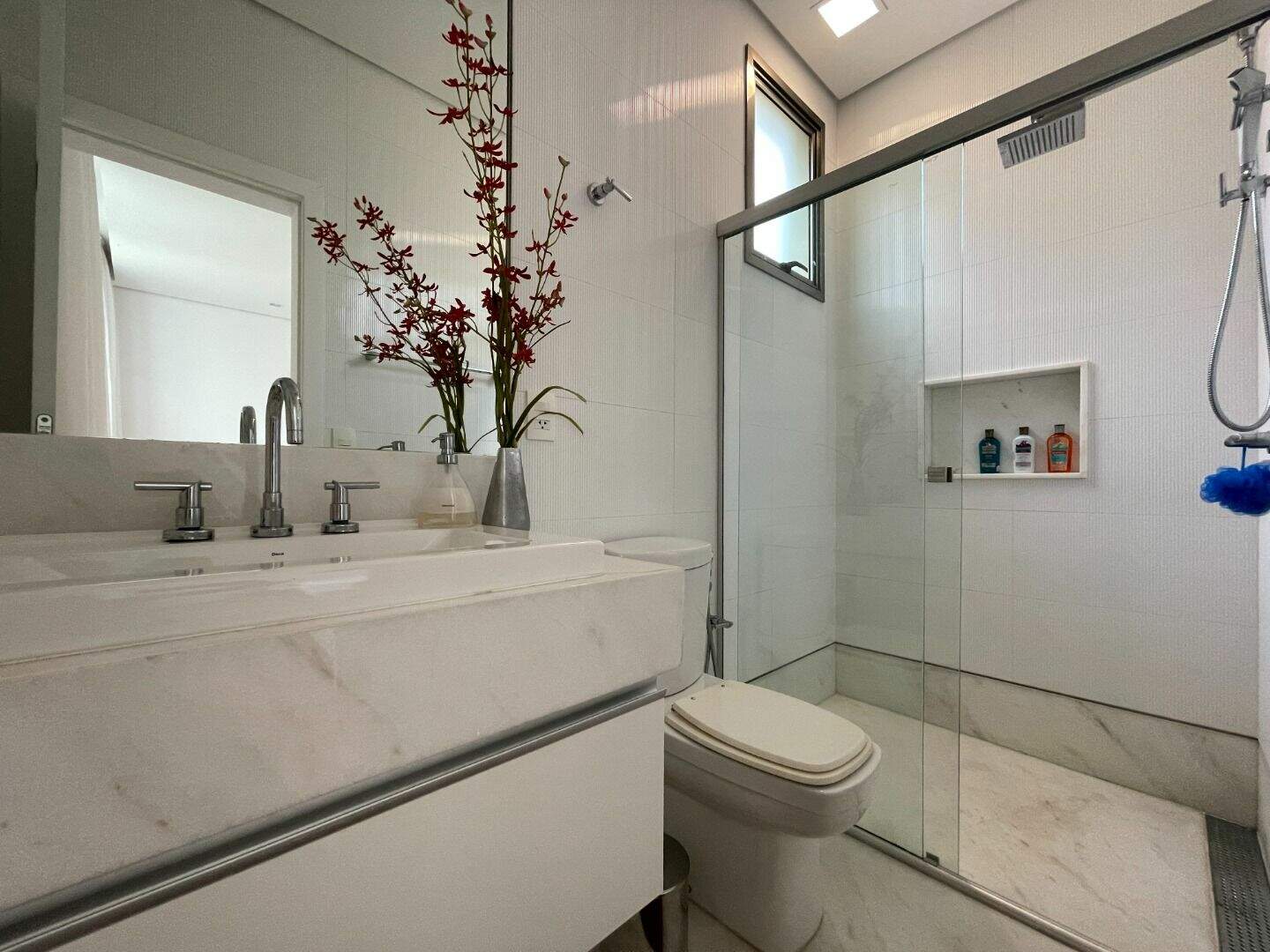 Casa à venda no Alphaville - Lagoa dos Ingleses: 