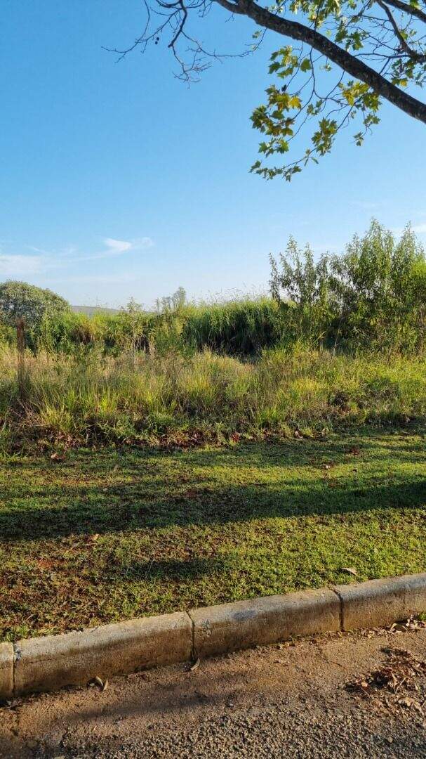 Terreno à venda no Condomínio Serra dos Manacas: 