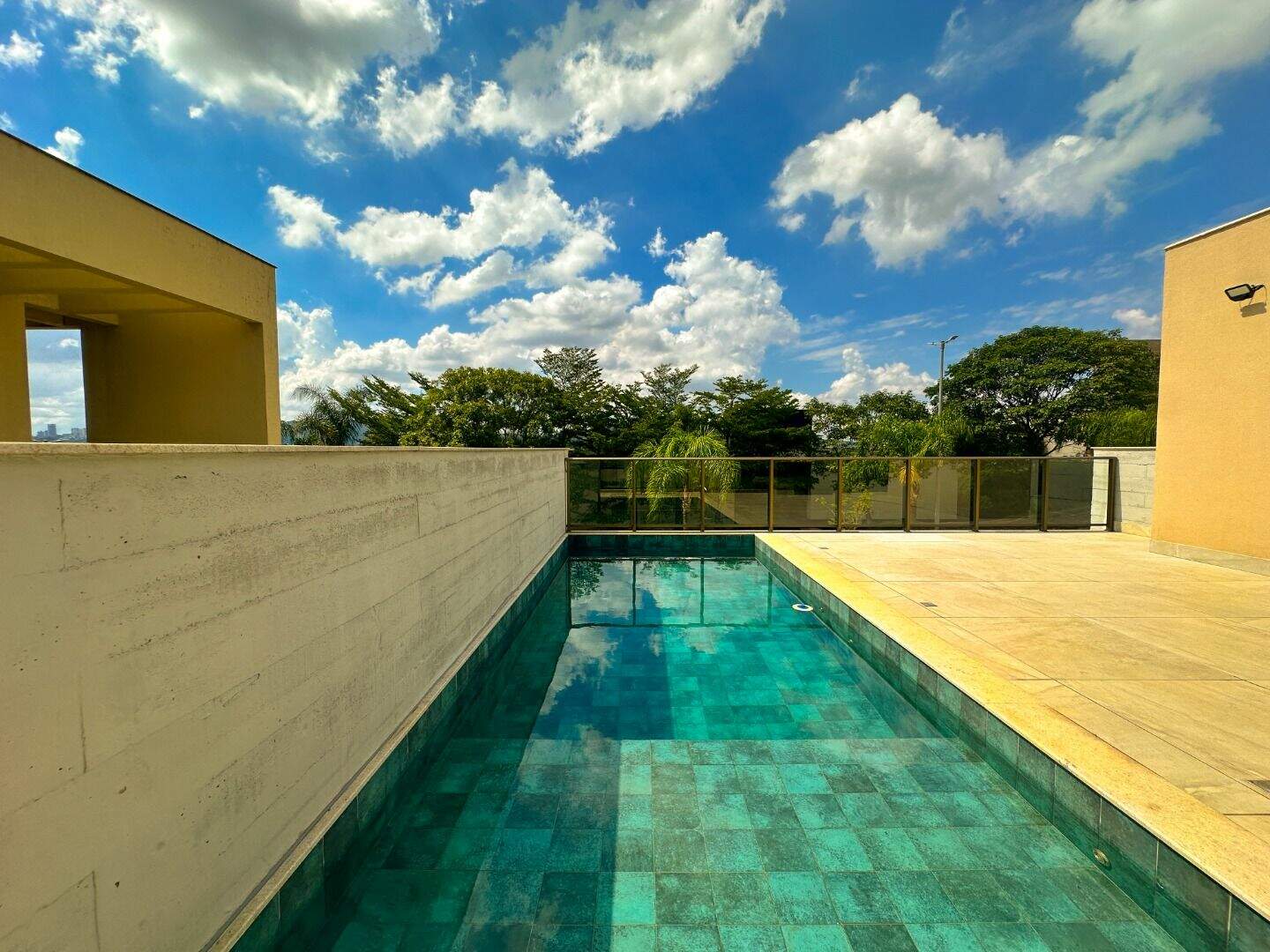 Casa à venda no Jardim Serrano: 