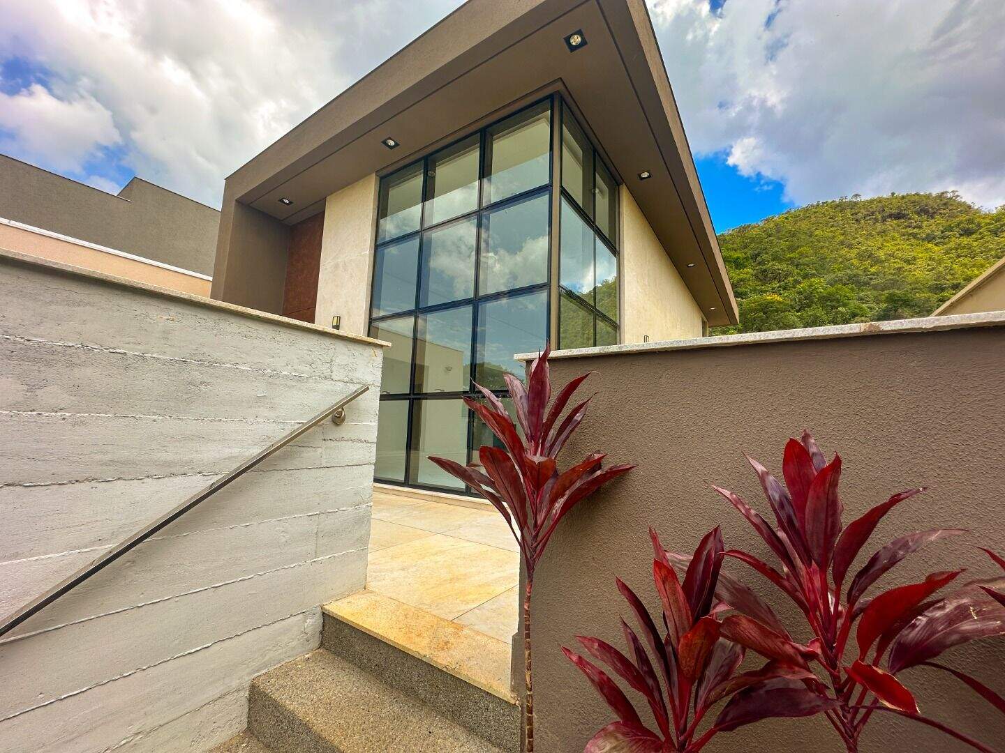 Casa à venda no Jardim Serrano: 