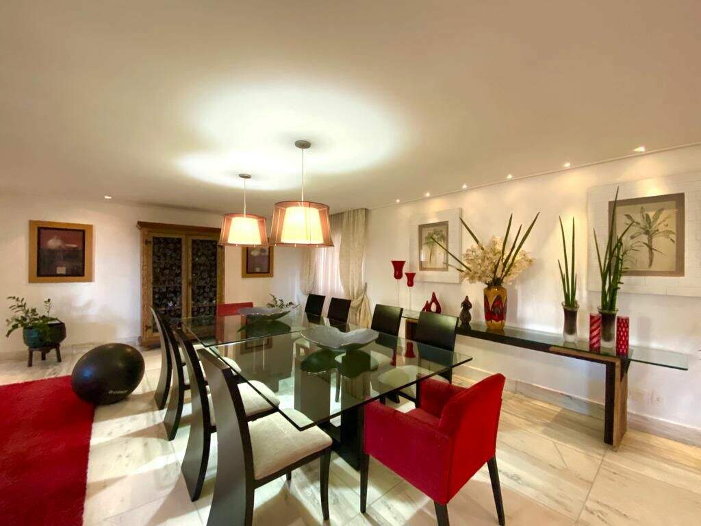 Casa à venda no Santa Lúcia: 