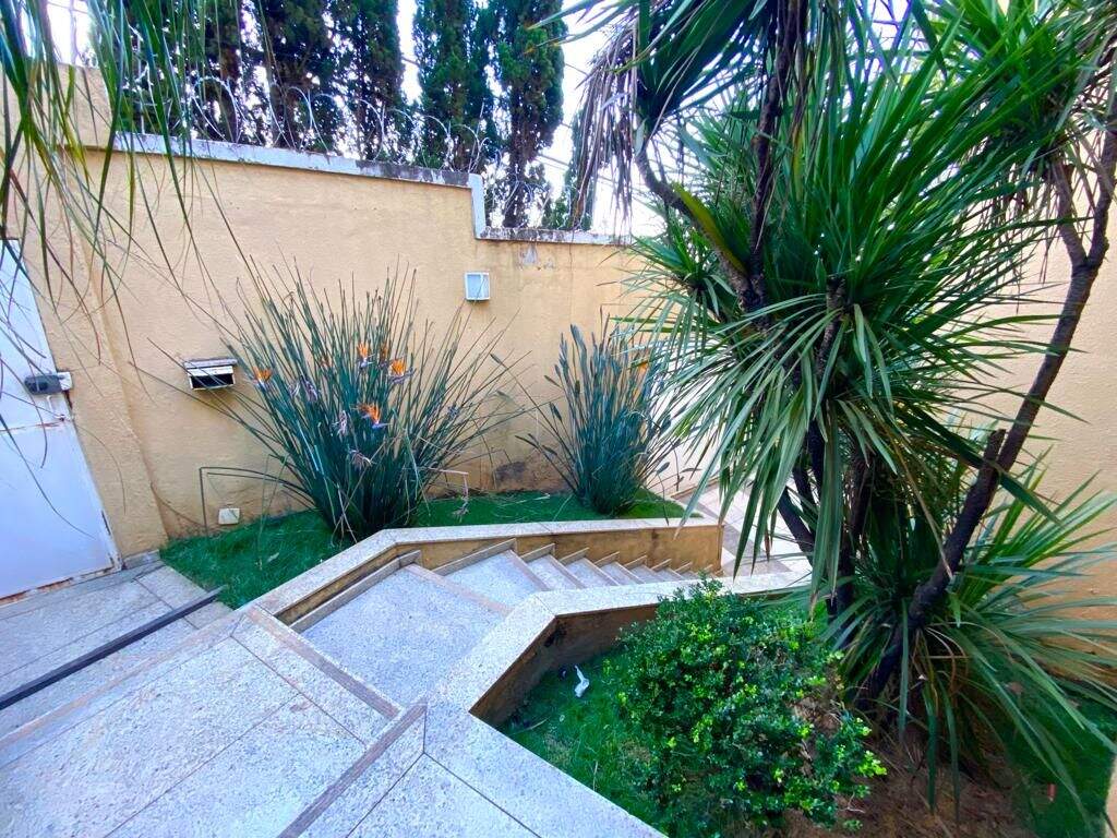 Casa à venda no Santa Lúcia: 