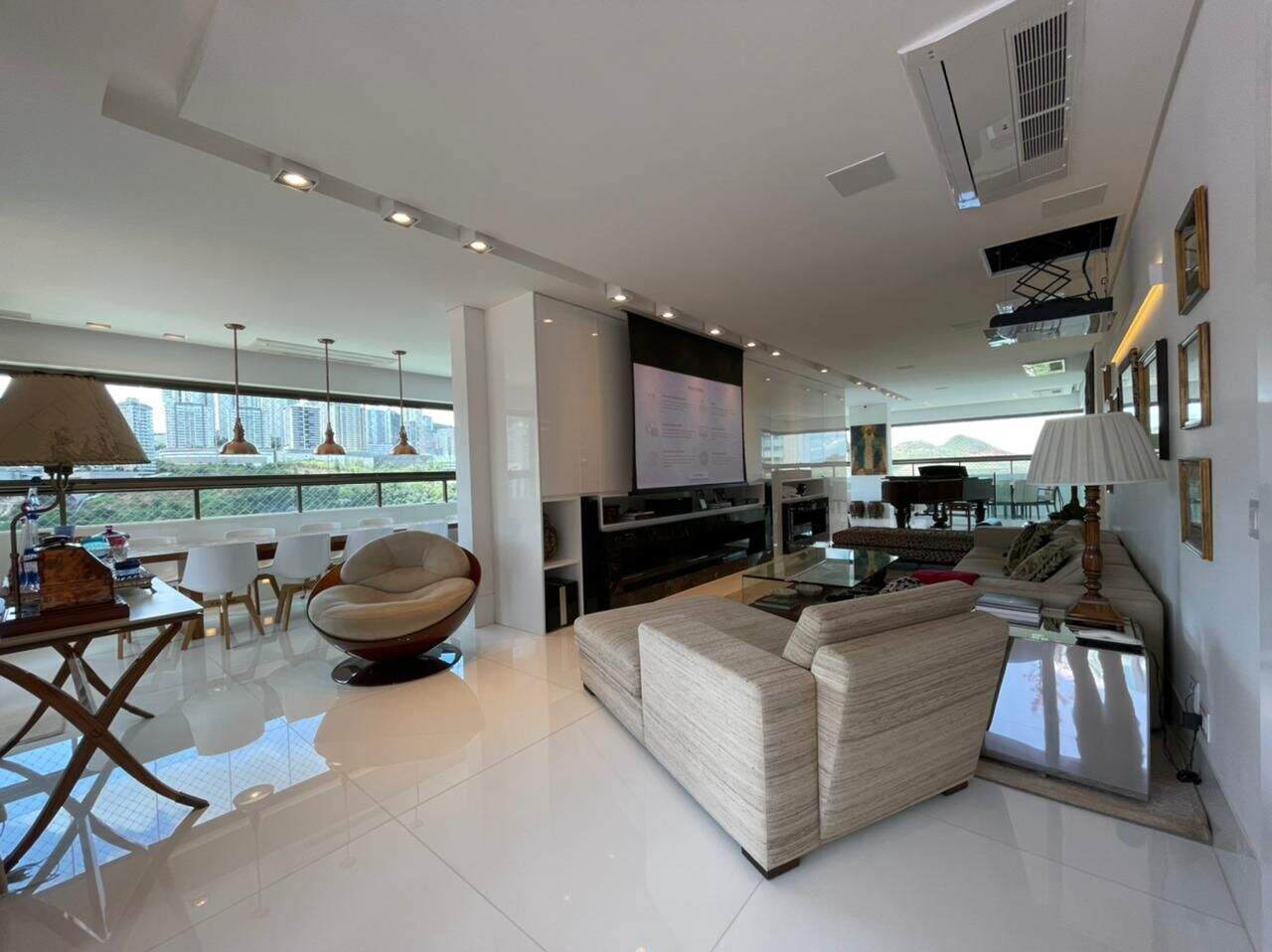 Cobertura à venda no Vale do Sereno: 