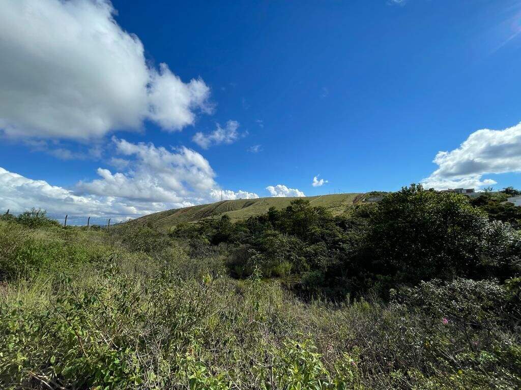 Terreno à venda no Condomínio Serra dos Manacas: 