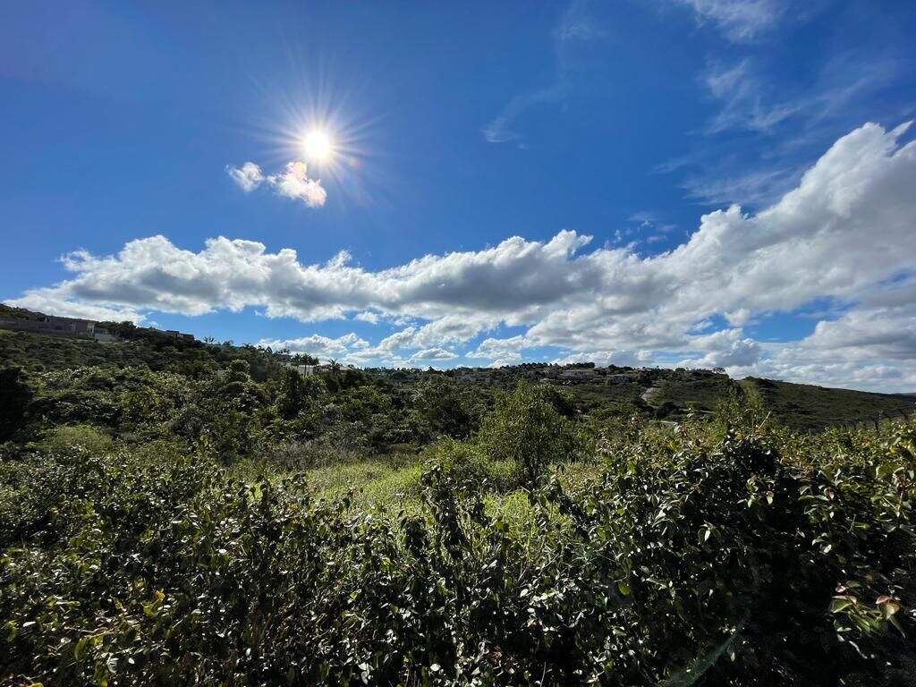 Terreno à venda no Condomínio Serra dos Manacas: 