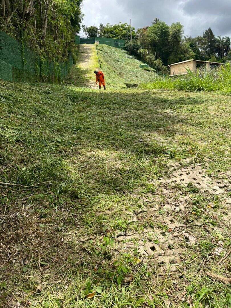 Terreno à venda no Vila Del Rey: 