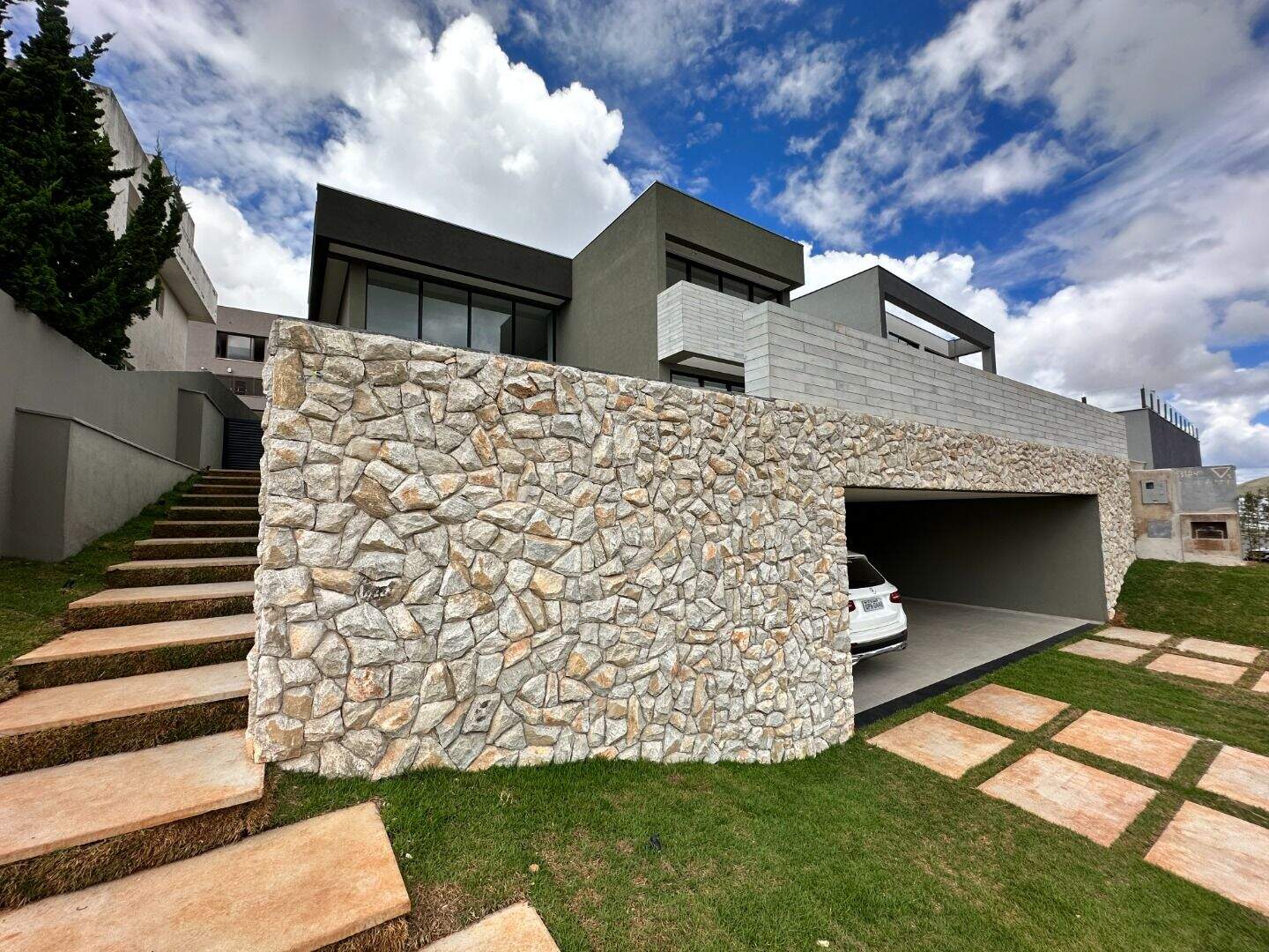 Casa à venda no Alphaville - Lagoa dos Ingleses: 