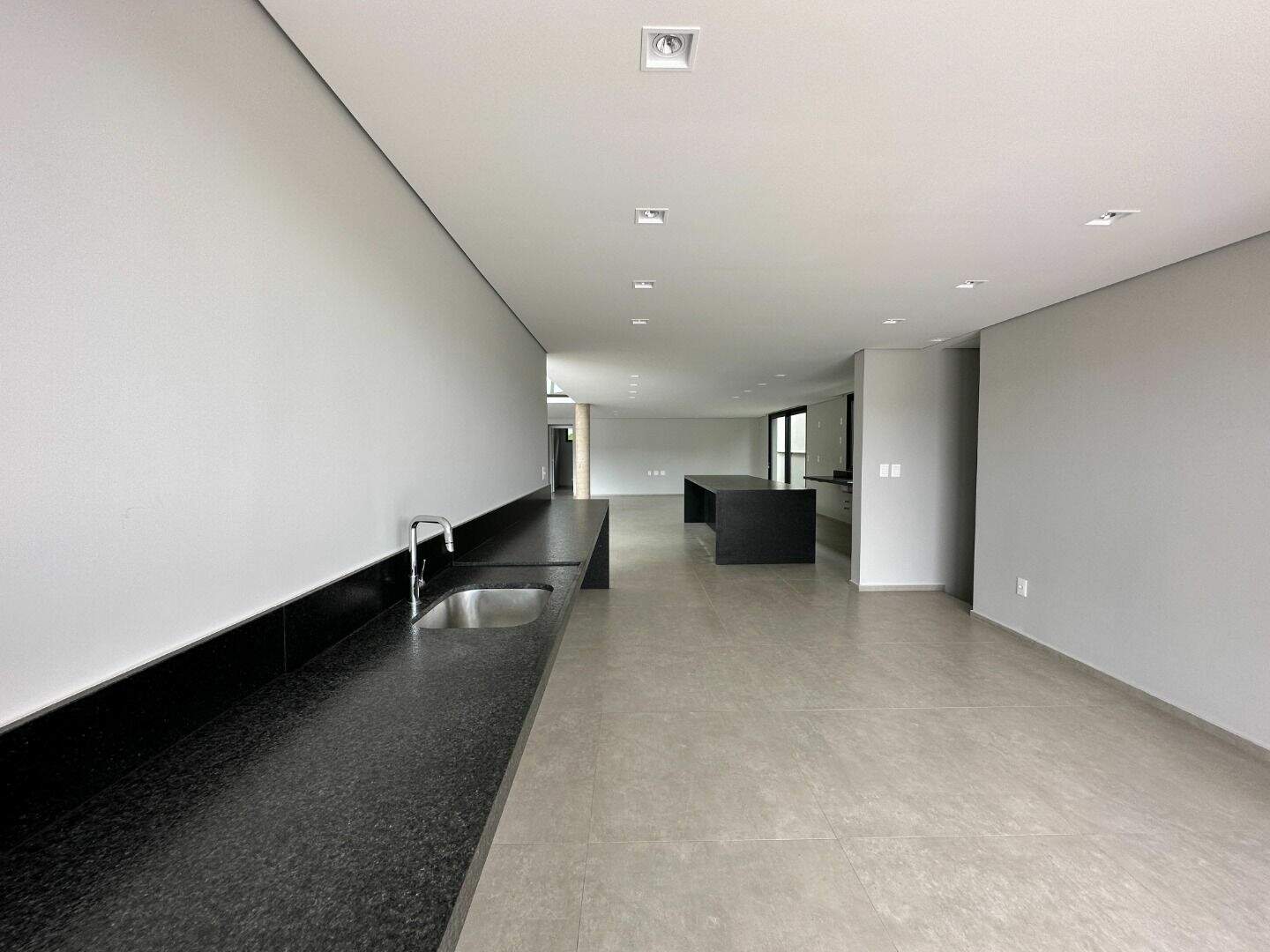 Casa à venda no Alphaville - Lagoa dos Ingleses: 