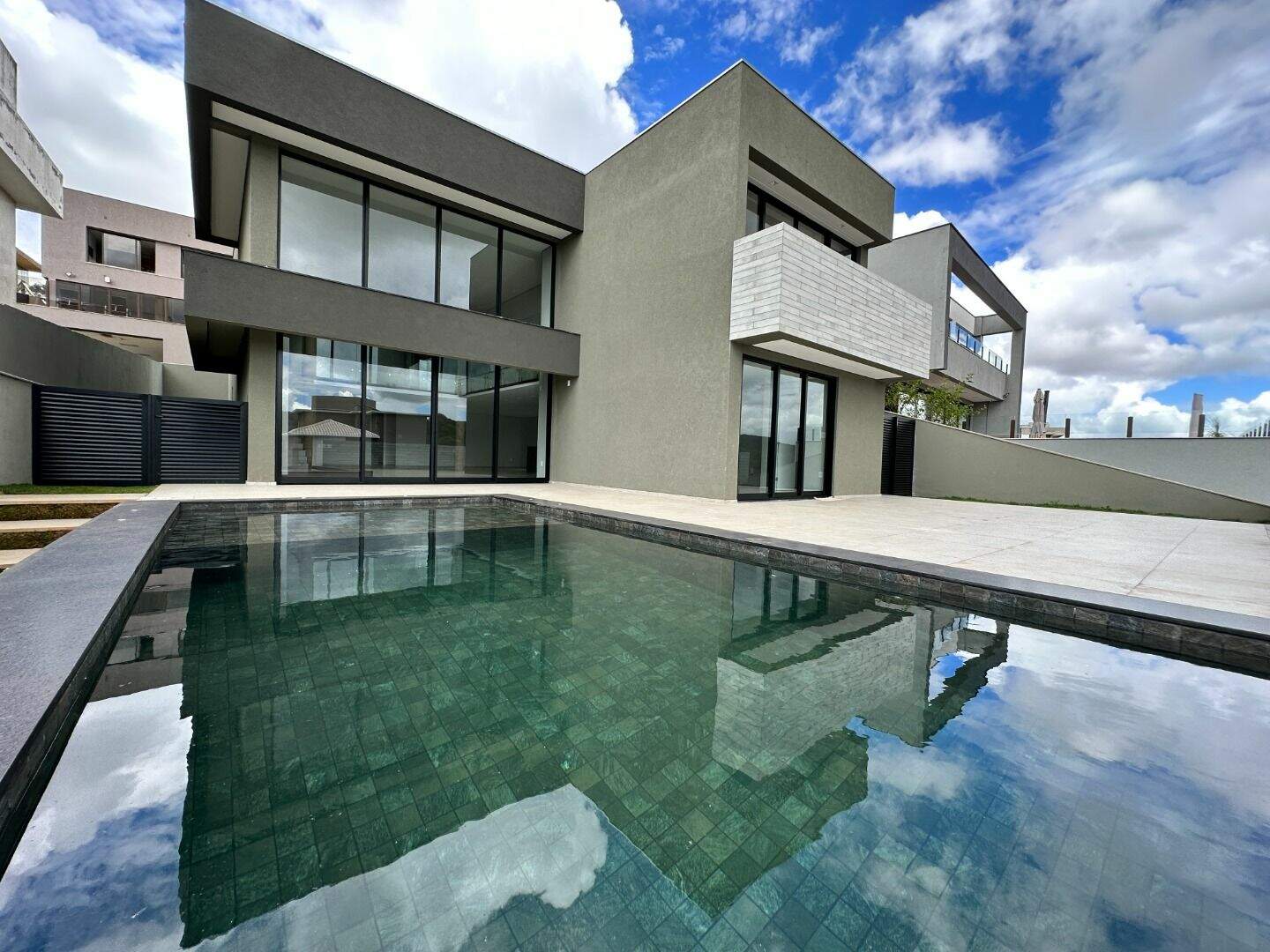 Casa à venda no Alphaville - Lagoa dos Ingleses: 