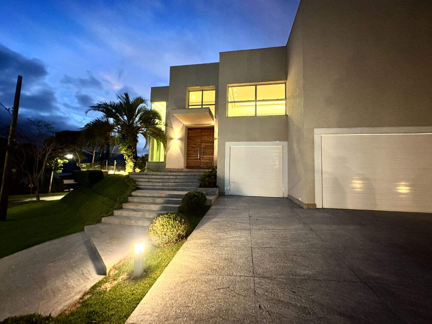 Casa à venda no Alphaville - Lagoa dos Ingleses: 