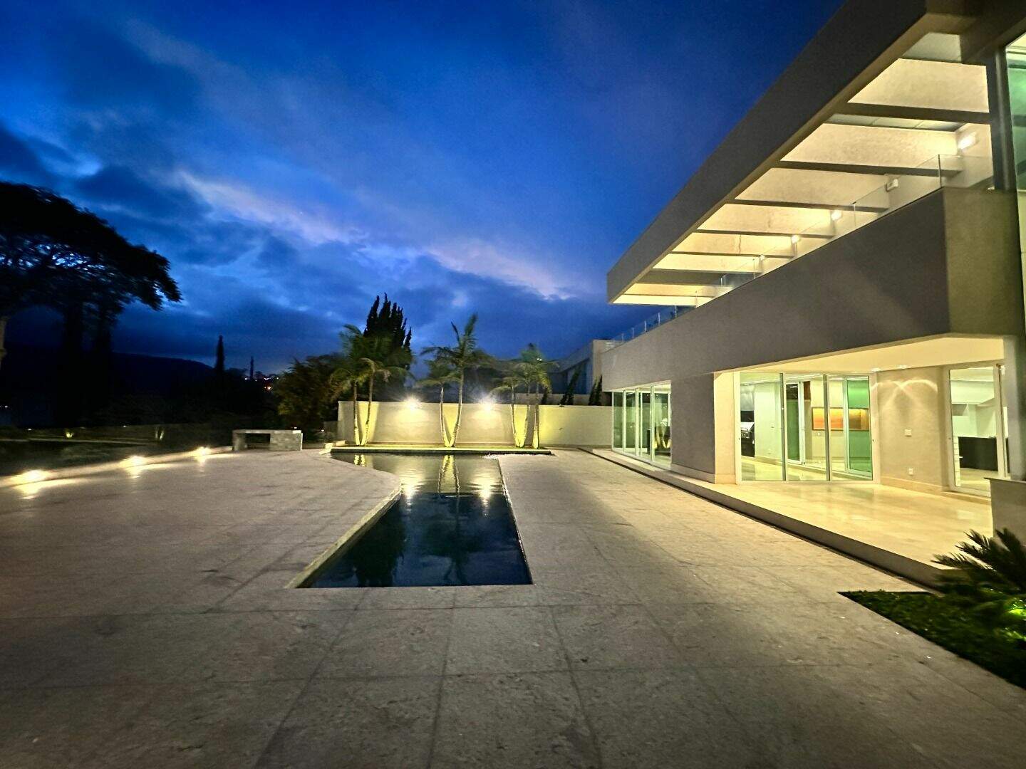 Casa à venda no Alphaville - Lagoa dos Ingleses: 