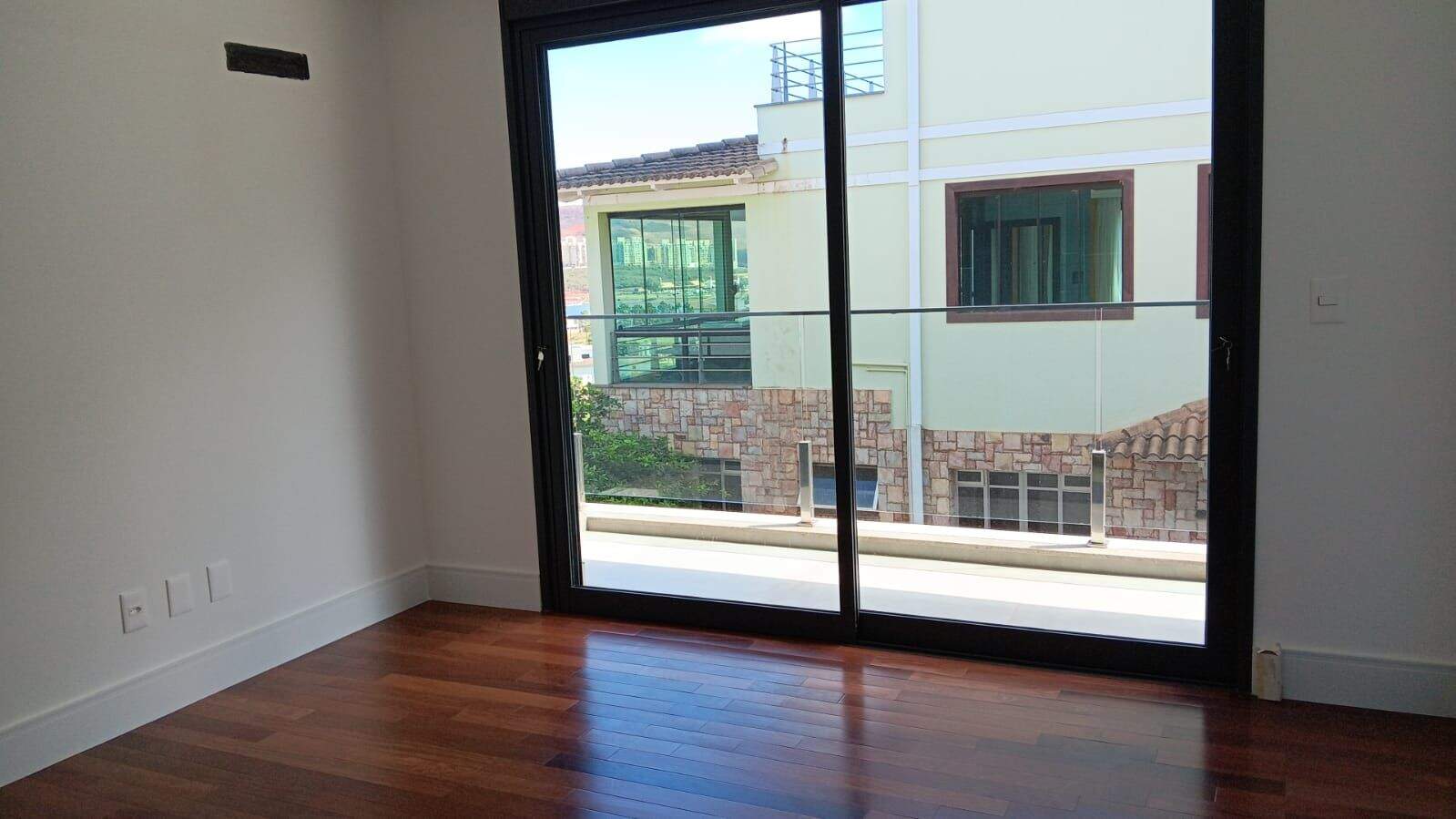 Casa à venda no Alphaville: 