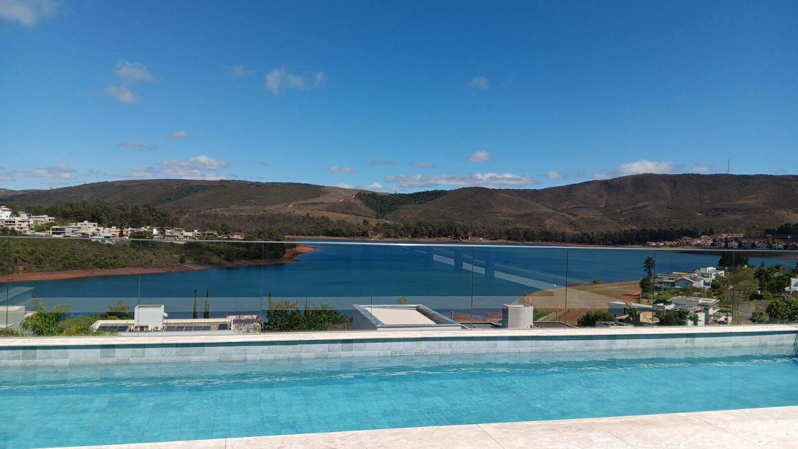 Casa à venda no Alphaville: 